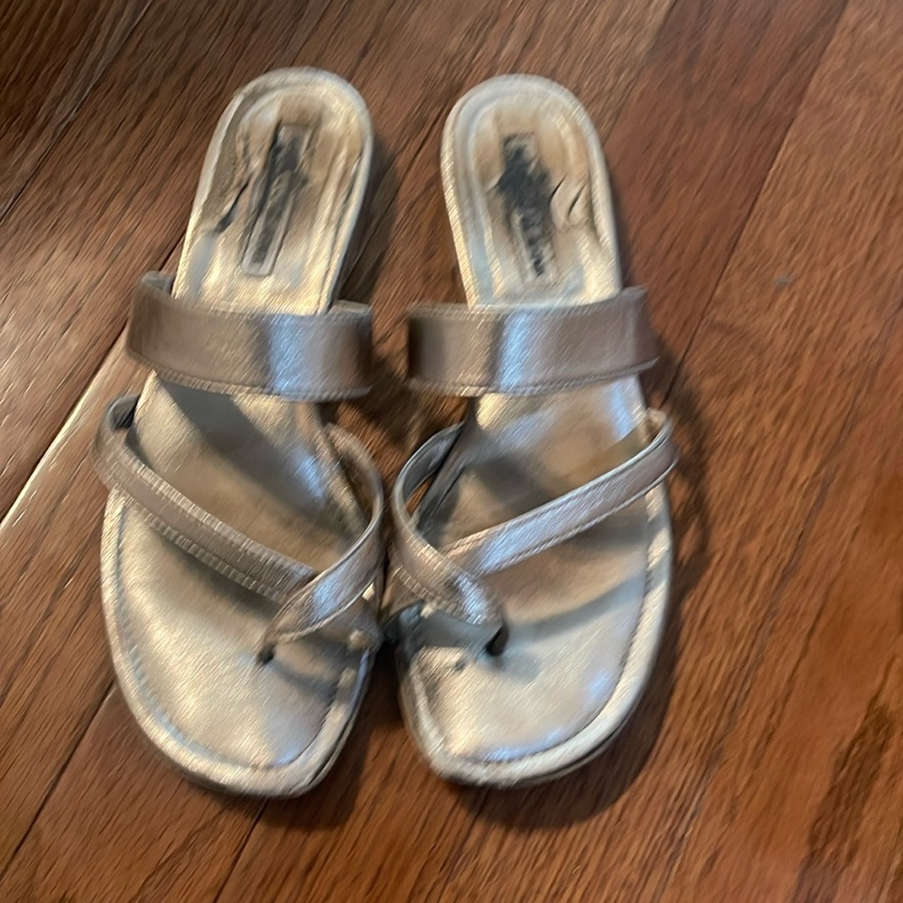 Manolo Blahnik metallic gold Susa sandals, 37.5